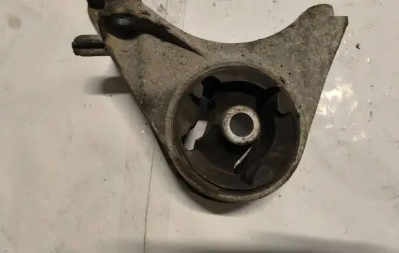 Opel Antara Gearbox mount