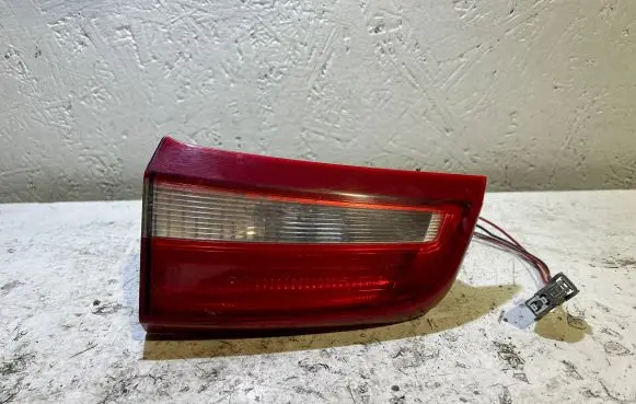 Volvo S60 Tailgate rear/tail lights 30796272 V0V0660CDX 21500201