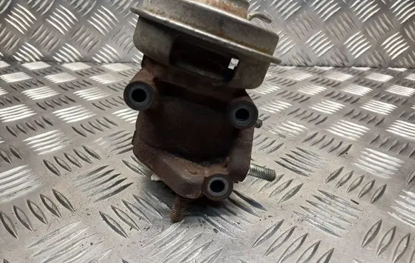 Honda CR-V EGR valve