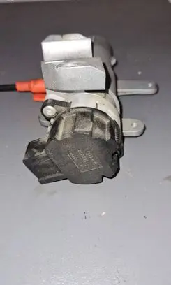 Volvo S70 V70 V70 XC Ignition lock 8626324