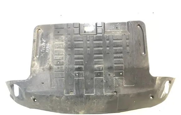 Hyundai Tucson JM Engine splash shield/under tray K1914