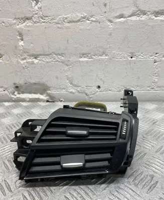 BMW X6 F16 Dashboard side air vent grill/cover trim 9252650