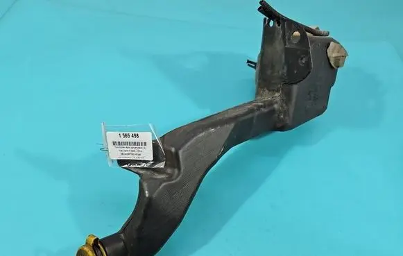 Opel Zafira B Windshield washer fluid reservoir/tank 13145448 IMPRK1565498