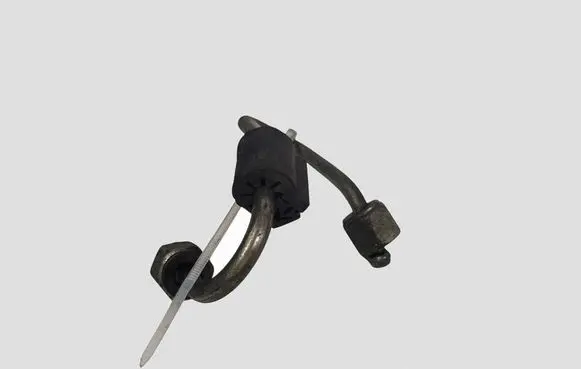 Volkswagen Golf VI Fuel line pipe