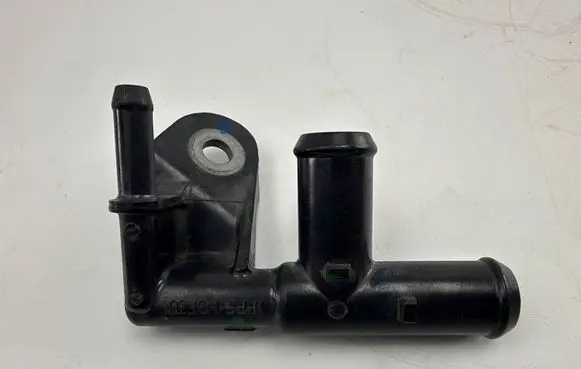 Toyota Yaris Cross Coolant pipe/hose H64757