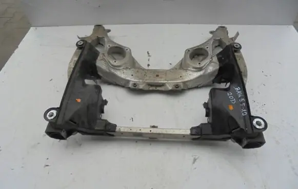 BMW 5 F10 F11 Front subframe 6797644