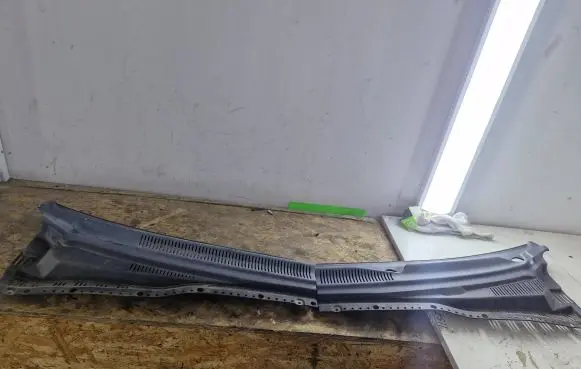 Hyundai Getz Wiper trim