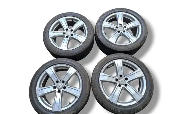 Mercedes-Benz S W221 R18 alloy rim A2214015102