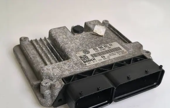 Volkswagen Golf V Engine control unit/module 03G906021KH 1039S16960 0281013226
