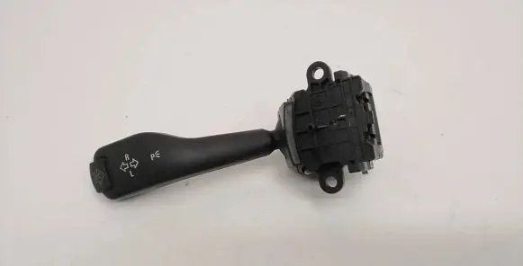 BMW 5 E39 Indicator stalk 8363668K 01104010