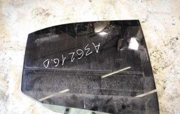 Mitsubishi Carisma Rear door window glass