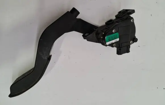 Audi A6 S6 C5 4B Accelerator throttle pedal 8D1721523E 6PV00837503