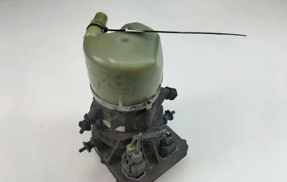 Ford Mondeo MK IV Power steering pump BG913K514