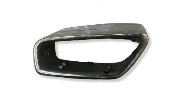 BMW 5 G30 G31 G38 Muffler trim 8631958