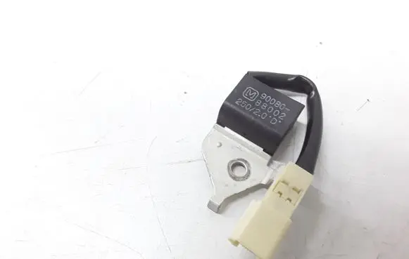Toyota Avensis T250 Sensor 9008088002