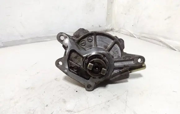 Mercedes-Benz ML W164 Vacuum pump A6422300165