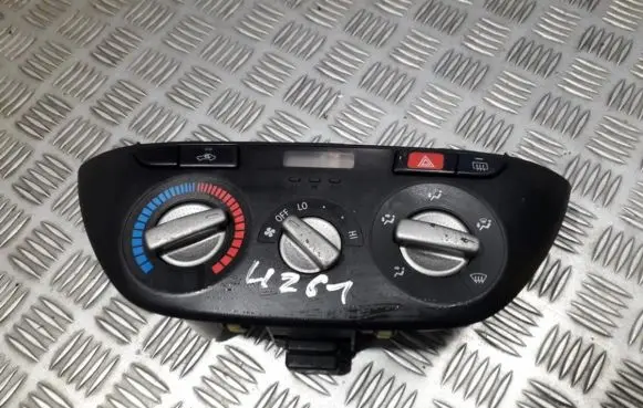 Toyota RAV 4 (XA20) Climate control unit 5590042120 55900-42120