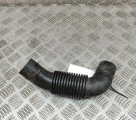 Peugeot 2008 I Air intake duct part 9670851780