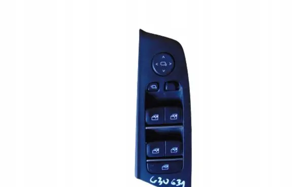BMW 5 G30 G31 Electric window control switch 6832729
