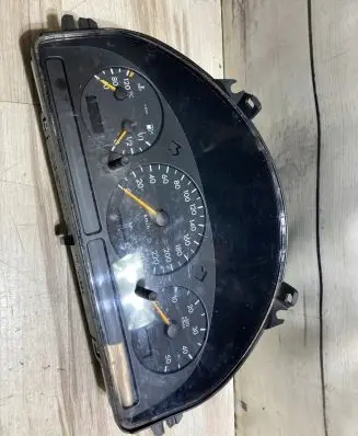 Mercedes-Benz ML W163 Speedometer (instrument cluster) A16354076111