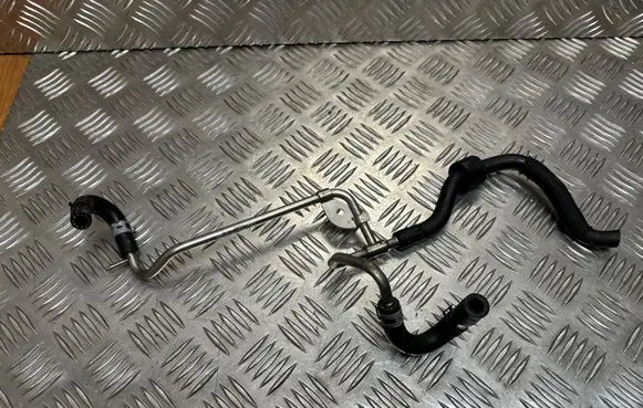 Volkswagen Tiguan Fuel line pipe 03L201360F