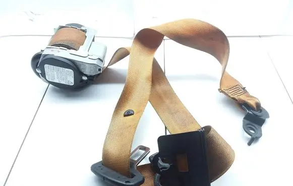 Mercedes-Benz Sprinter W906 Front seatbelt 601384100 9068602685