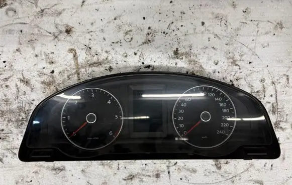 Volkswagen Transporter - Caravelle T5 Speedometer (instrument cluster) 7E0920860E 24102011 1119012010
