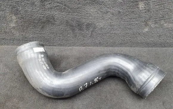Audi A4 S4 B7 8E 8H Intercooler hose/pipe 8E0145838AA