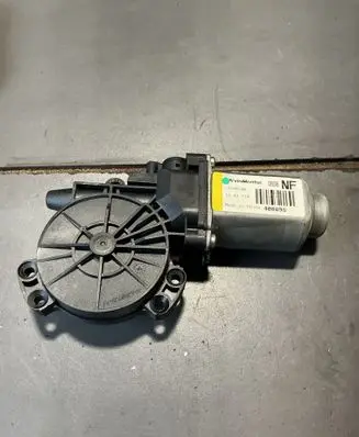 Hyundai Sonata Rear door window regulator motor 400898