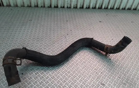 Mitsubishi Lancer X Engine coolant pipe/hose