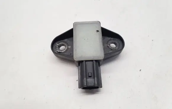 Volkswagen PASSAT B7 Airbag deployment crash/impact sensor 14110303 09615716KT
