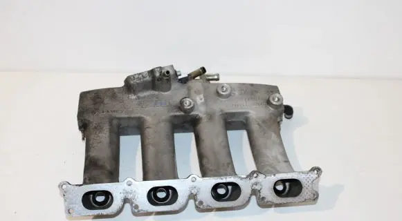 Volkswagen PASSAT B5.5 Intake manifold 06B133223AD