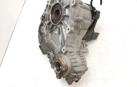 BMW 5 E60 E61 Gearbox transfer box case 7537077 7552693