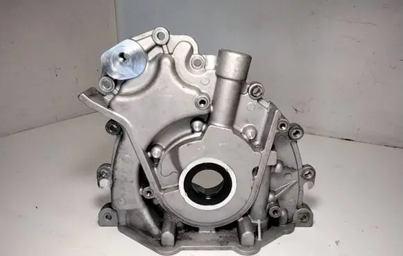 Land Rover Range Rover Sport L494 Oil pump 
