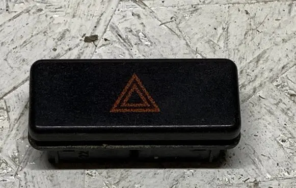 BMW 3 E36 Hazard light switch 613113907511 13907511