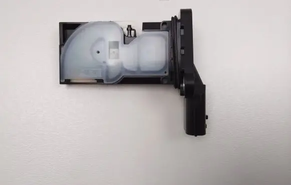 Nissan Qashqai Mass air flow meter 226802715R H8201680522