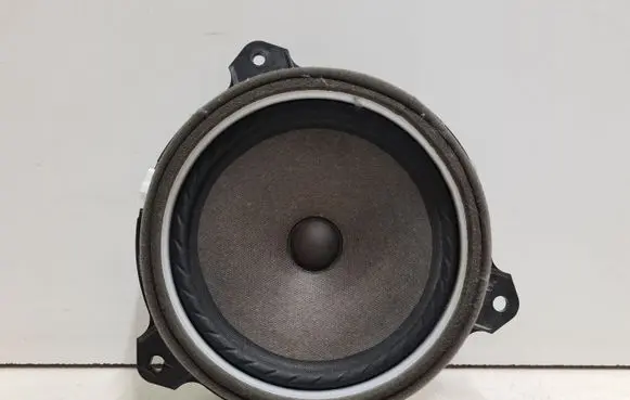 Toyota Corolla Verso AR10 Front door speaker 861600D180