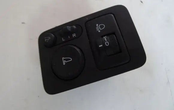 Audi Q7 4M Tailgate/trunk/boot open switch 