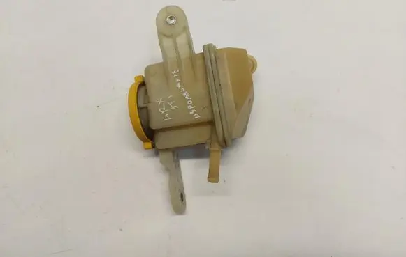 Subaru WRX STI Power steering fluid tank/reservoir
