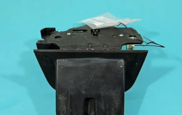 Audi A4 S4 B7 8E 8H Tailgate/trunk/boot lock/catch/latch 8P4827505B IMPRK1490606