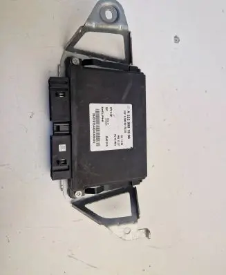 Mercedes-Benz C W205 Other control units/modules A2229001306 28401015 A0009015402