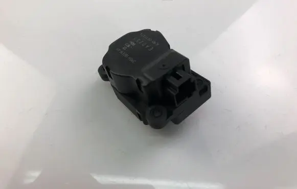 Ford Focus Intake manifold valve actuator/motor 3M5H19E616AB