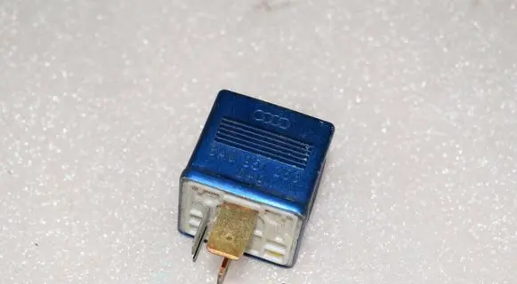 Audi A4 S4 B6 8E 8H Other relay 8A0951253AH9