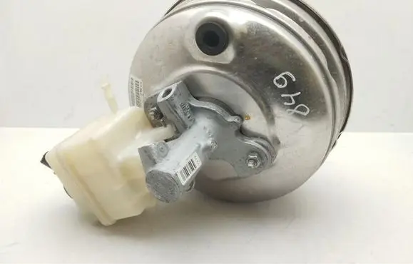 Rolls-Royce Ghost I Master brake cylinder 6782289