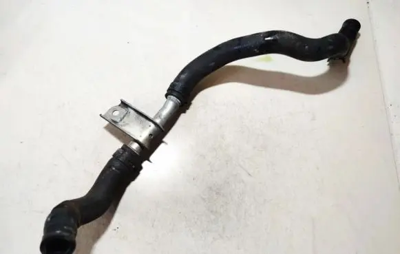 Nissan X-Trail T31 Engine coolant pipe/hose