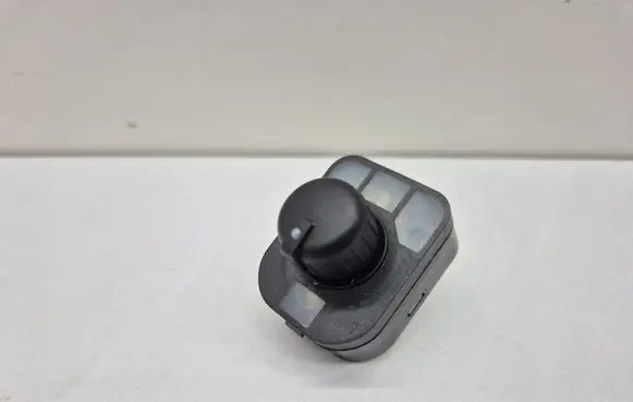 Audi Q3 8U Wing mirror switch 8U0959565A 8U0959565A5PR