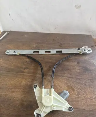 Renault Master III Front door window regulator with motor 807200008r