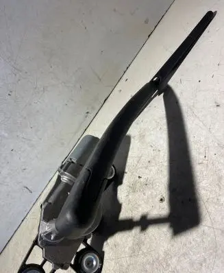 Ford Fiesta Rear window wiper motor 8A61A17K441AB 0390201209