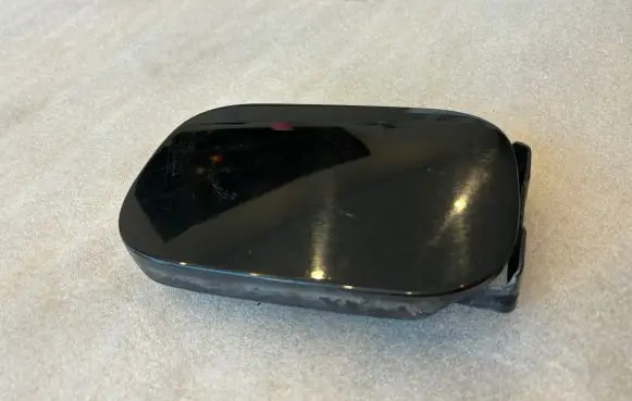 Mercedes-Benz C W203 Fuel tank cap A0005846517 0005846517 A2035847217