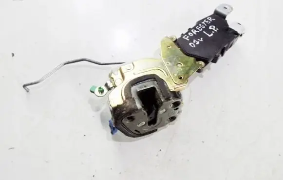 Subaru Forester SF Front door lock